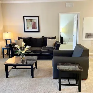 https://specious-2-bedroom-luxury-condo-by-the-water.hotelstampa.org