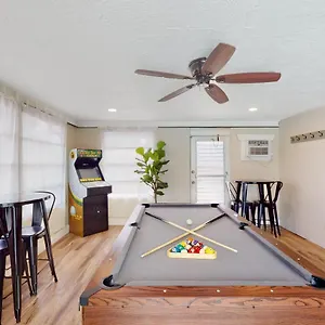 https://magnolia-pool-house.hotelstampa.org